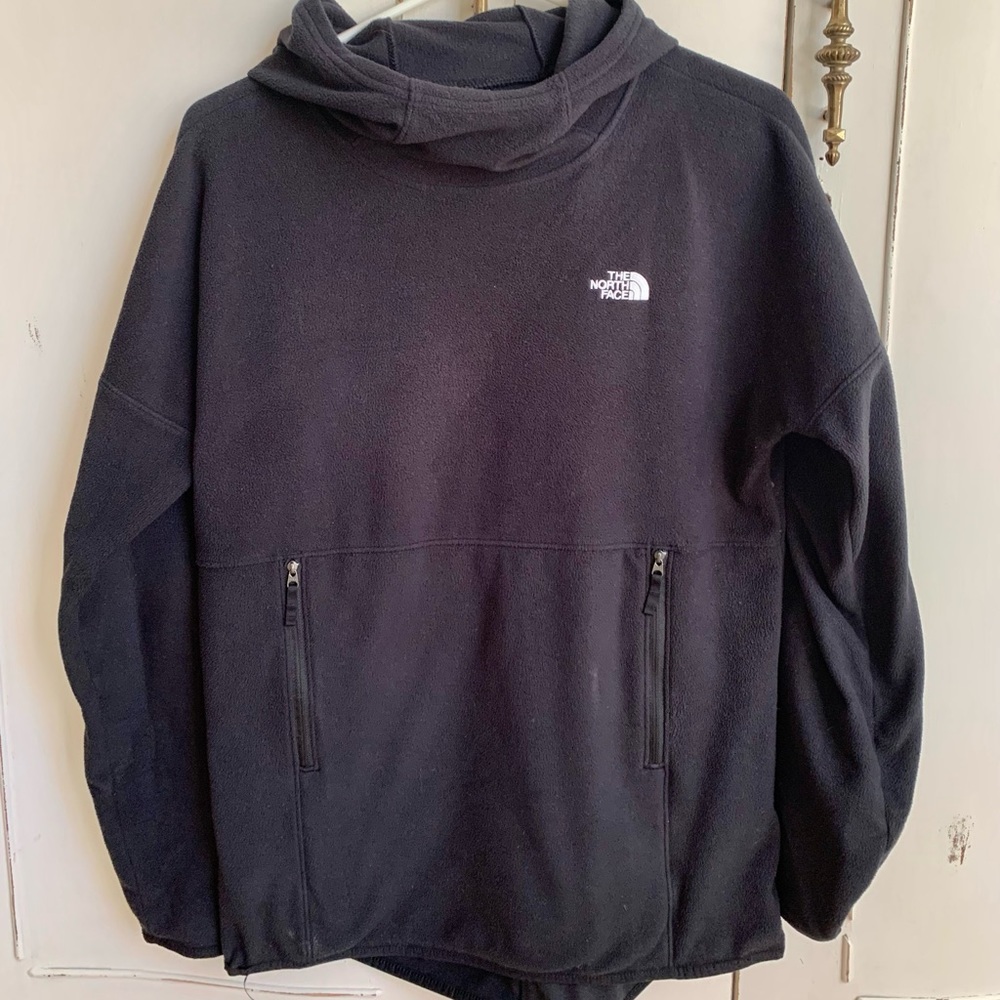 TKA Glacier Northface pullover hoodie for women. Black fleece material.
